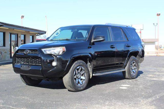 2016 Toyota 4Runner SR5 RWD photo