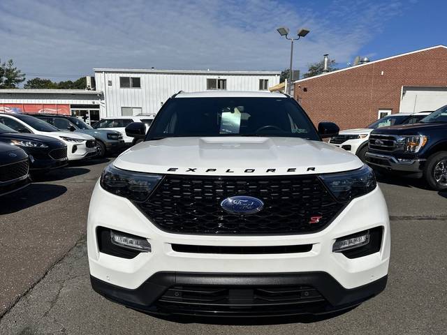 2020 Ford Explorer ST 4WD photo
