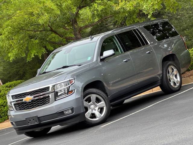 2020 Chevrolet Suburban LT 4WD photo