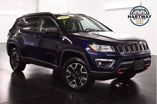 2019 Jeep Compass Trailhawk 4WD photo