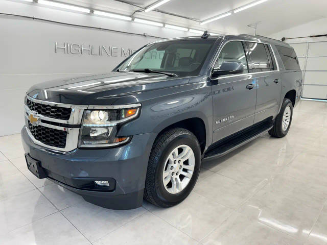 2020 Chevrolet Suburban LT 4WD photo