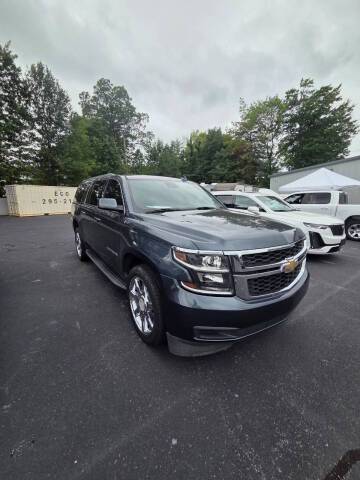 2020 Chevrolet Suburban LT RWD photo