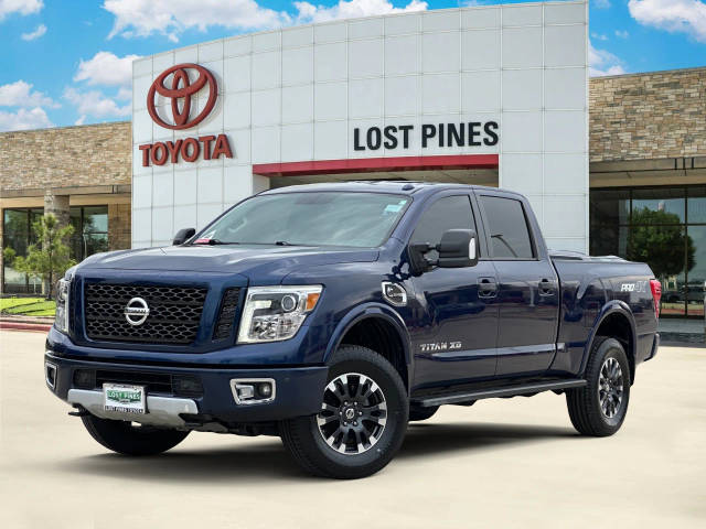 2019 Nissan Titan XD PRO-4X 4WD photo
