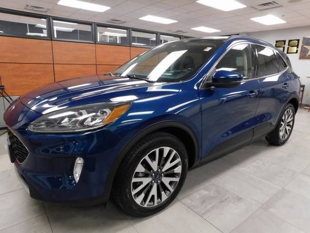 2020 Ford Escape Titanium AWD photo