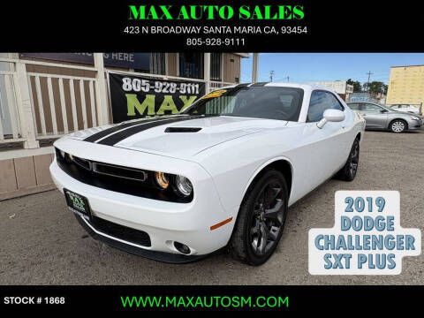 2019 Dodge Challenger SXT RWD photo
