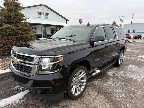 2019 Chevrolet Suburban LT 4WD photo