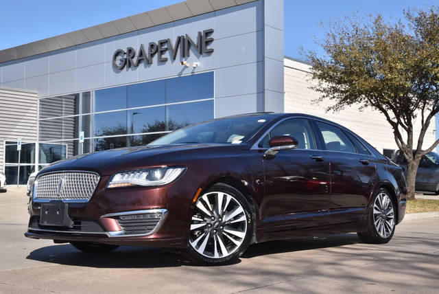 2019 Lincoln MKZ Hybrid Reserve II FWD photo