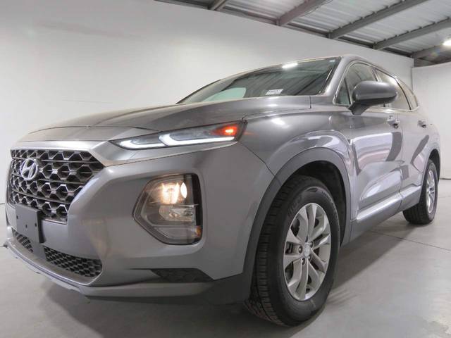 2019 Hyundai Santa Fe SE FWD photo