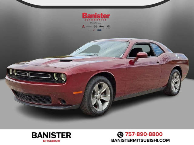 2019 Dodge Challenger SXT RWD photo