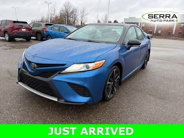 2020 Toyota Camry XSE FWD photo