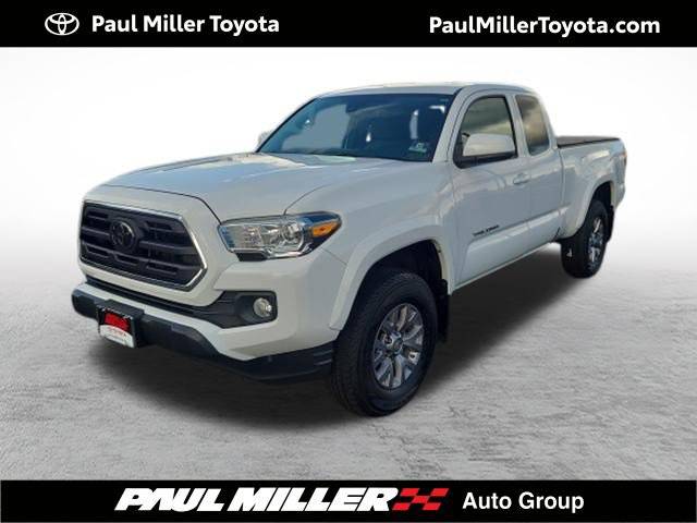 2019 Toyota Tacoma SR5 4WD photo
