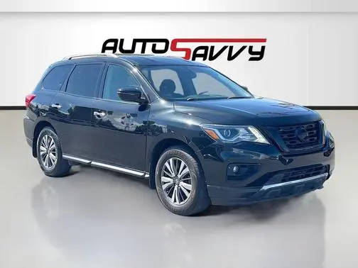 2020 Nissan Pathfinder SV FWD photo