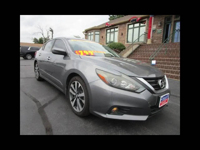 2016 Nissan Altima 2.5 SR FWD photo