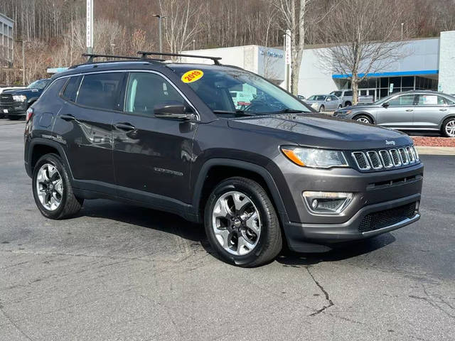 2019 Jeep Compass Limited 4WD photo