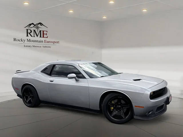 2018 Dodge Challenger R/T Scat Pack RWD photo