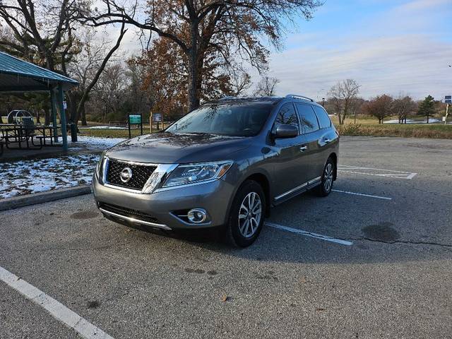 2015 Nissan Pathfinder SL 4WD photo