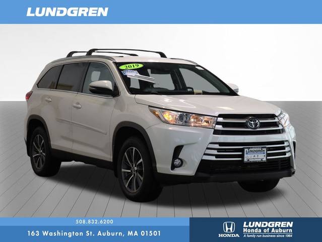 2019 Toyota Highlander XLE AWD photo