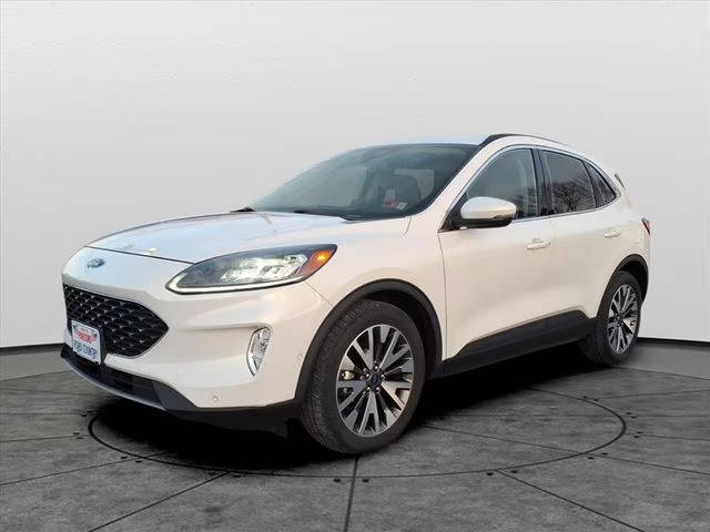 2020 Ford Escape Titanium Hybrid FWD photo