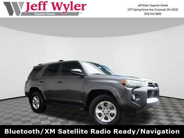 2020 Toyota 4Runner SR5 4WD photo