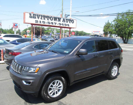2020 Jeep Grand Cherokee Laredo E 4WD photo