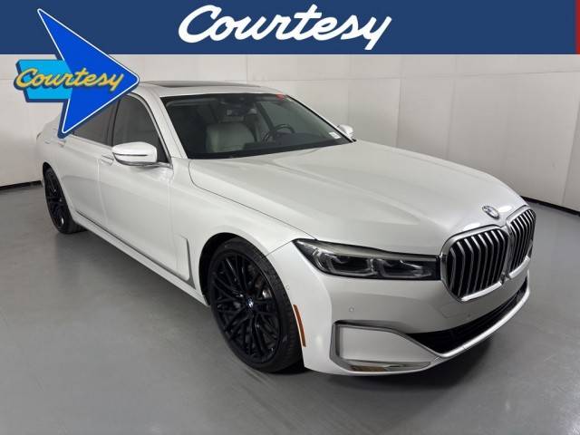 2020 BMW 7 Series 740i RWD photo