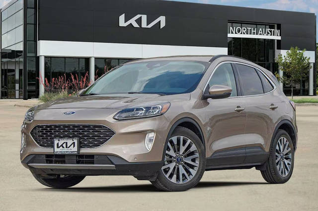 2020 Ford Escape Titanium Hybrid FWD photo