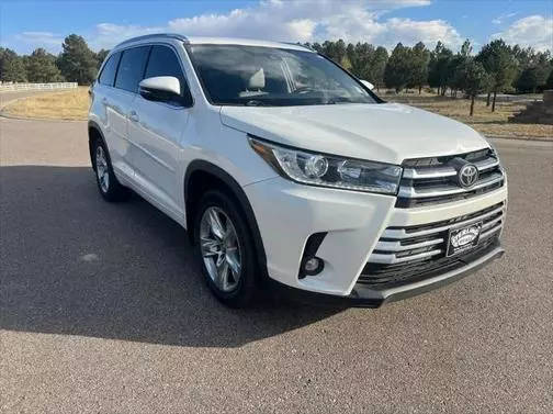 2019 Toyota Highlander Limited AWD photo