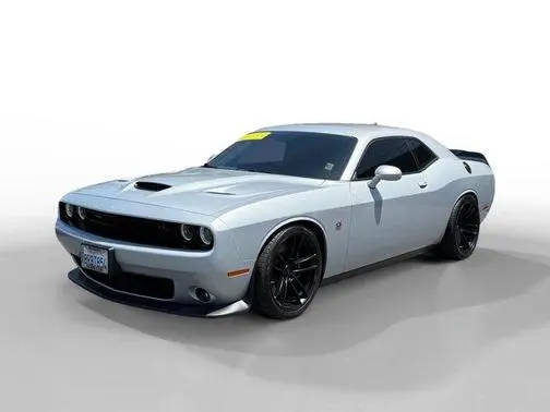 2019 Dodge Challenger R/T Scat Pack RWD photo