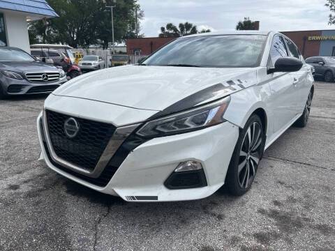 2020 Nissan Altima 2.5 SR FWD photo