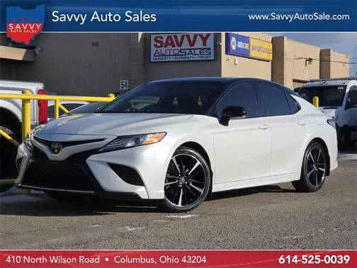 2020 Toyota Camry XSE FWD photo