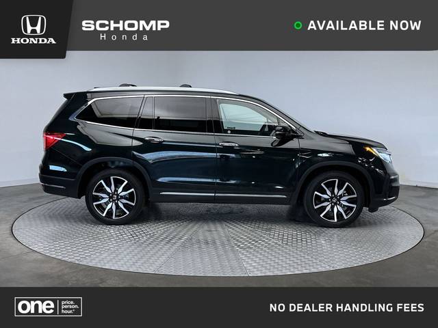 2020 Honda Pilot Touring 8-Passenger AWD photo