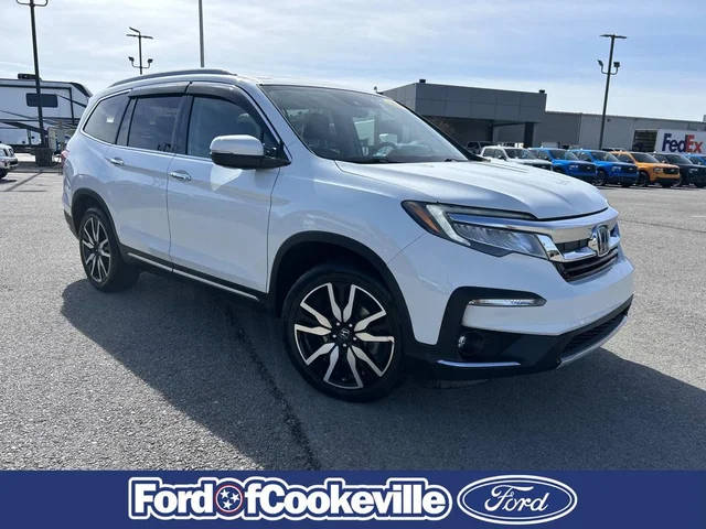 2020 Honda Pilot Touring 8-Passenger AWD photo
