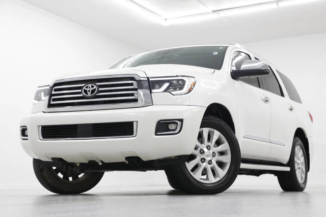 2020 Toyota Sequoia Platinum 4WD photo