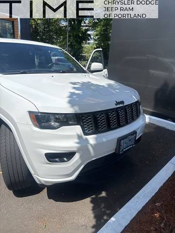 2020 Jeep Grand Cherokee Altitude 4WD photo