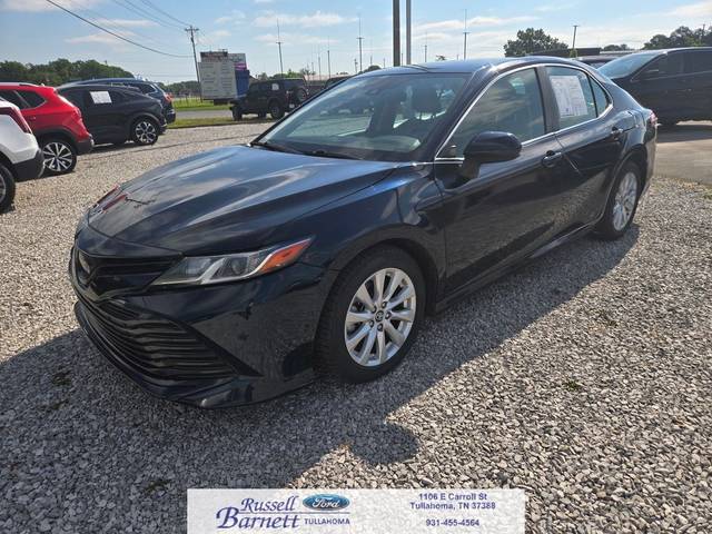 2020 Toyota Camry LE FWD photo