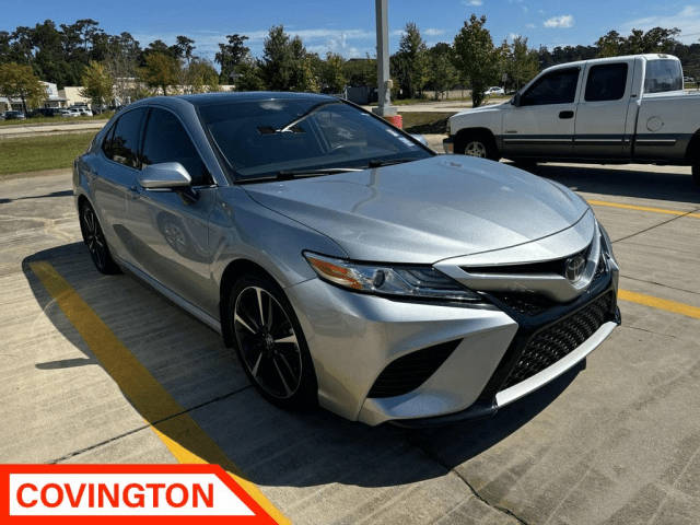 2020 Toyota Camry XSE FWD photo