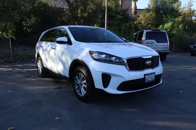 2020 Kia Sorento LX FWD photo