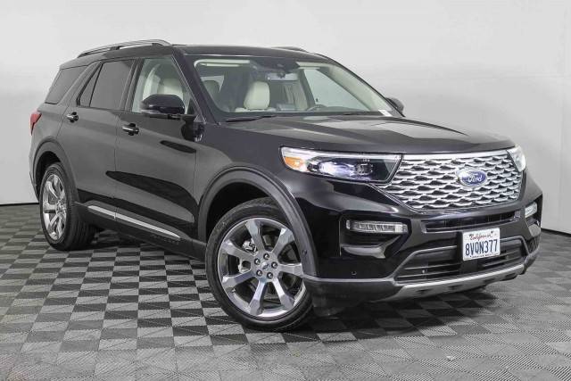 2020 Ford Explorer Platinum 4WD photo