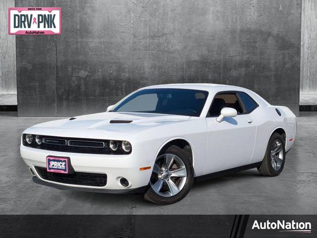 2019 Dodge Challenger SXT RWD photo