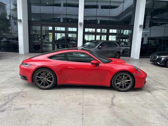 2020 Porsche 911 Carrera RWD photo