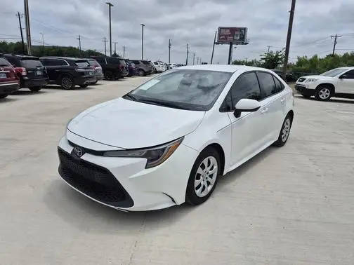 2020 Toyota Corolla LE FWD photo