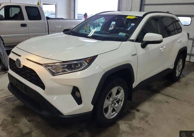2020 Toyota RAV4 Hybrid XLE AWD photo