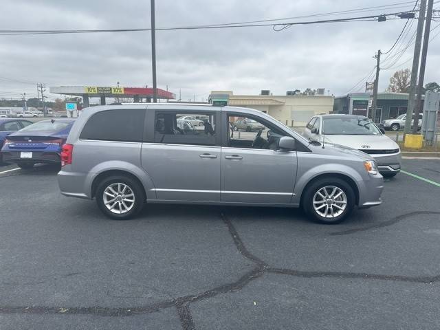 2018 Dodge Grand Caravan SXT FWD photo