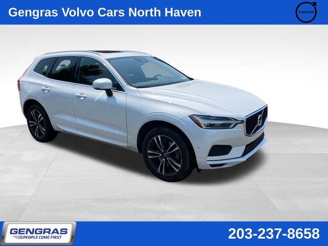 2019 Volvo XC60 Momentum AWD photo
