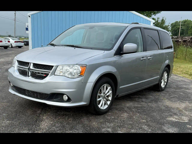 2018 Dodge Grand Caravan SXT FWD photo