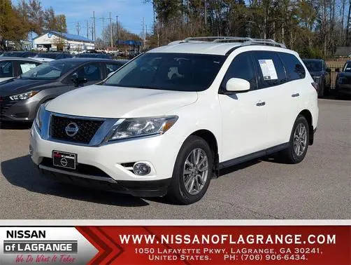 2015 Nissan Pathfinder SV FWD photo
