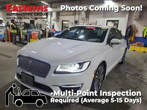 2020 Lincoln MKZ Reserve AWD photo