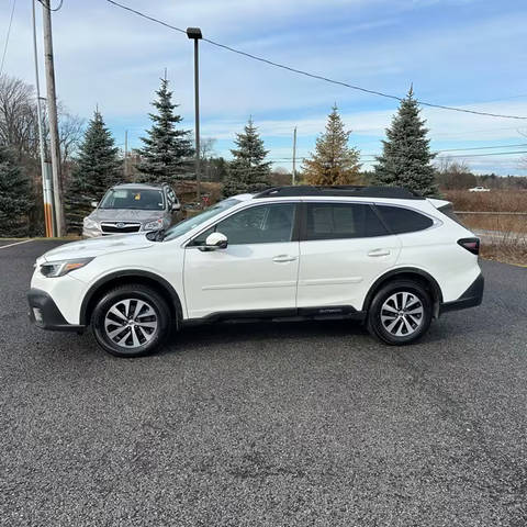 2020 Subaru Outback Premium AWD photo