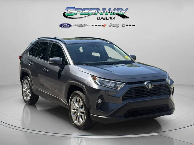 2019 Toyota RAV4 XLE Premium FWD photo