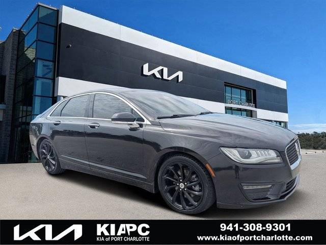 2020 Lincoln MKZ Reserve FWD photo